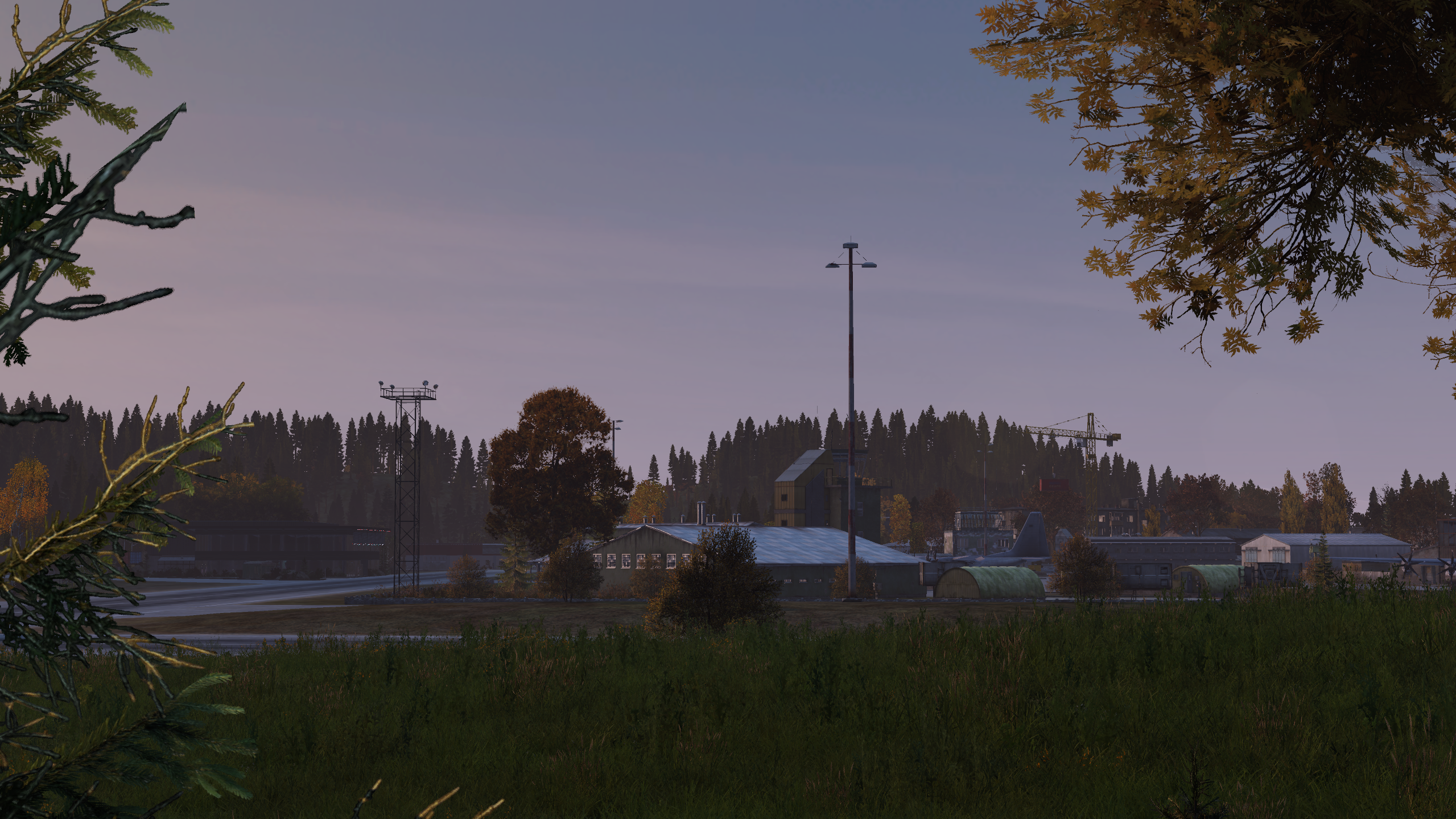 Flugfeld-Komplex – Herz der Insel